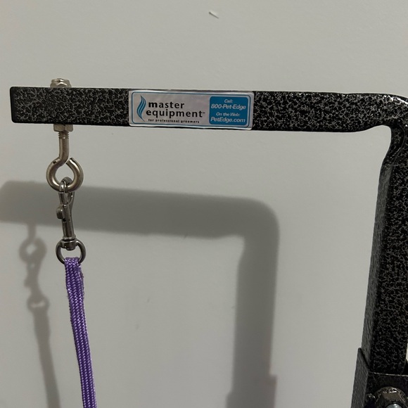 Purple Mini Dog Grooming Rotating Table and Andis Clippers - Picture 2 of 3